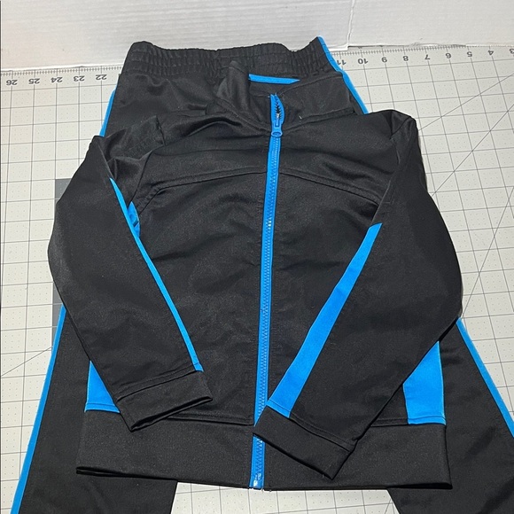 Athletic Works Kids Set in Black and Blue - Picture 9 of 9